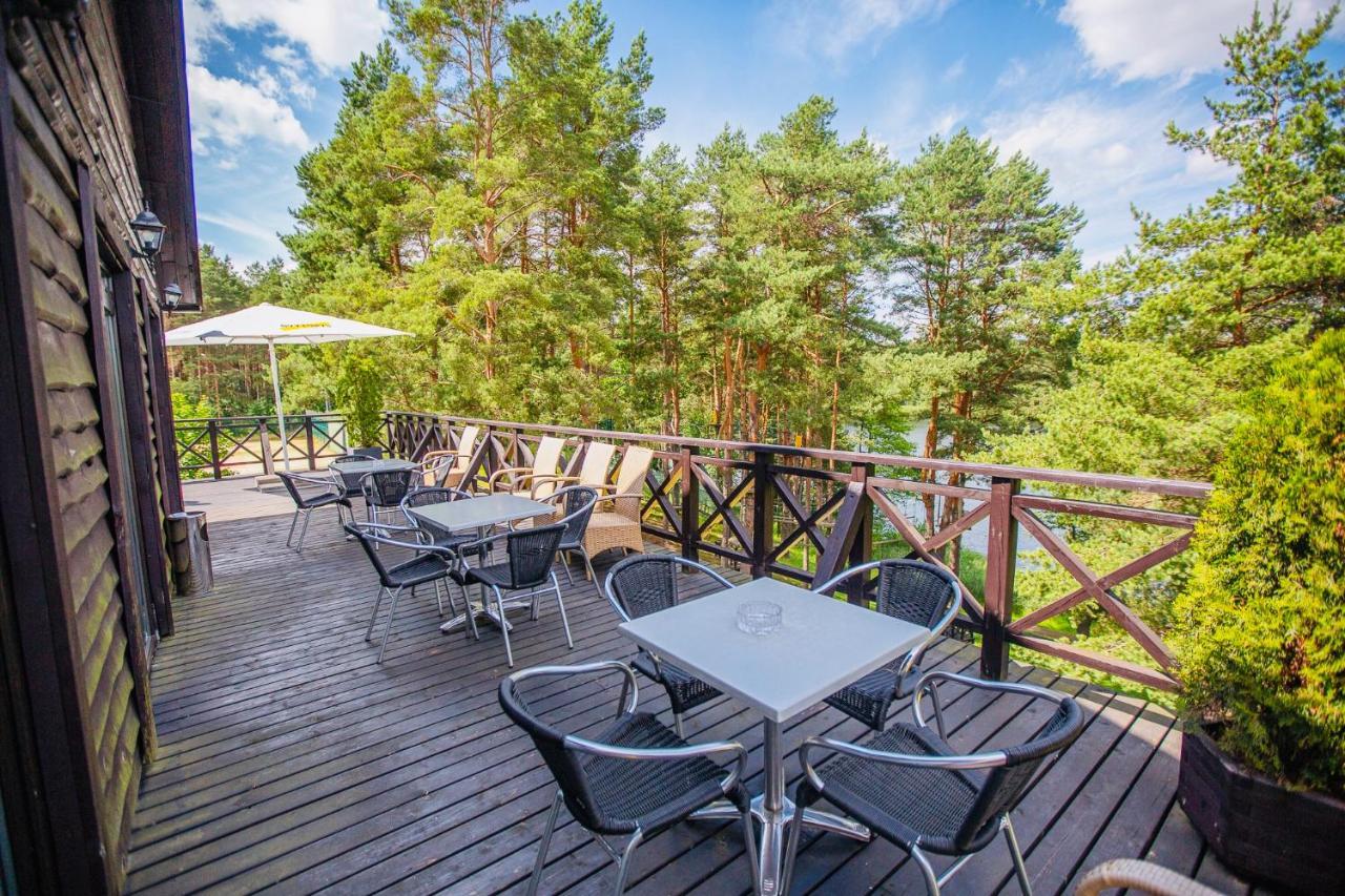 Zuvedra Hotel Ignalina Buitenkant foto