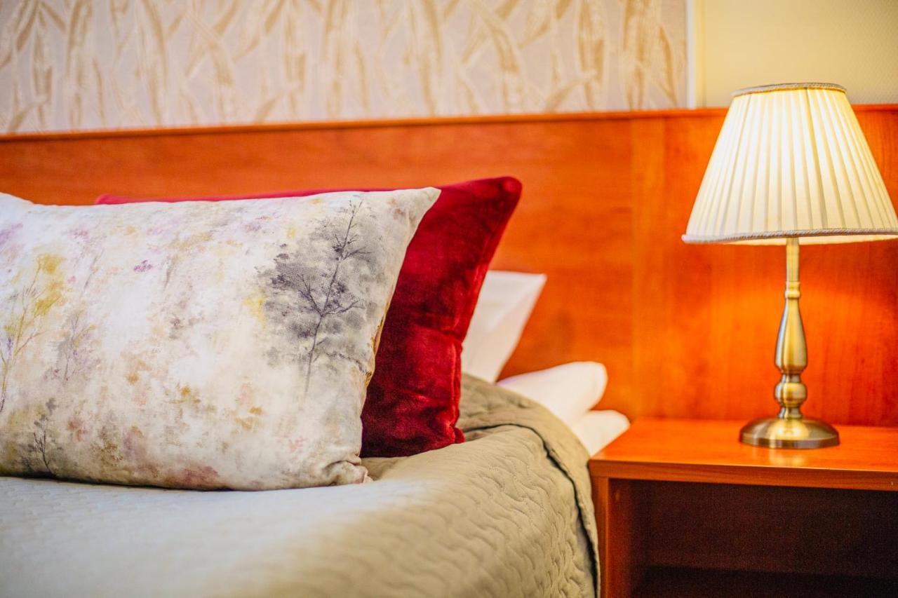 Zuvedra Hotel Ignalina Buitenkant foto